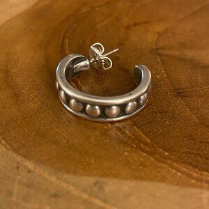 SINGLE Retired James Avery Beaded Hoop Earring, Sterling Silver